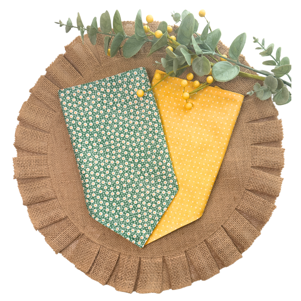 Small Daisy Flowers Reversible Spring Bandana for Pets
