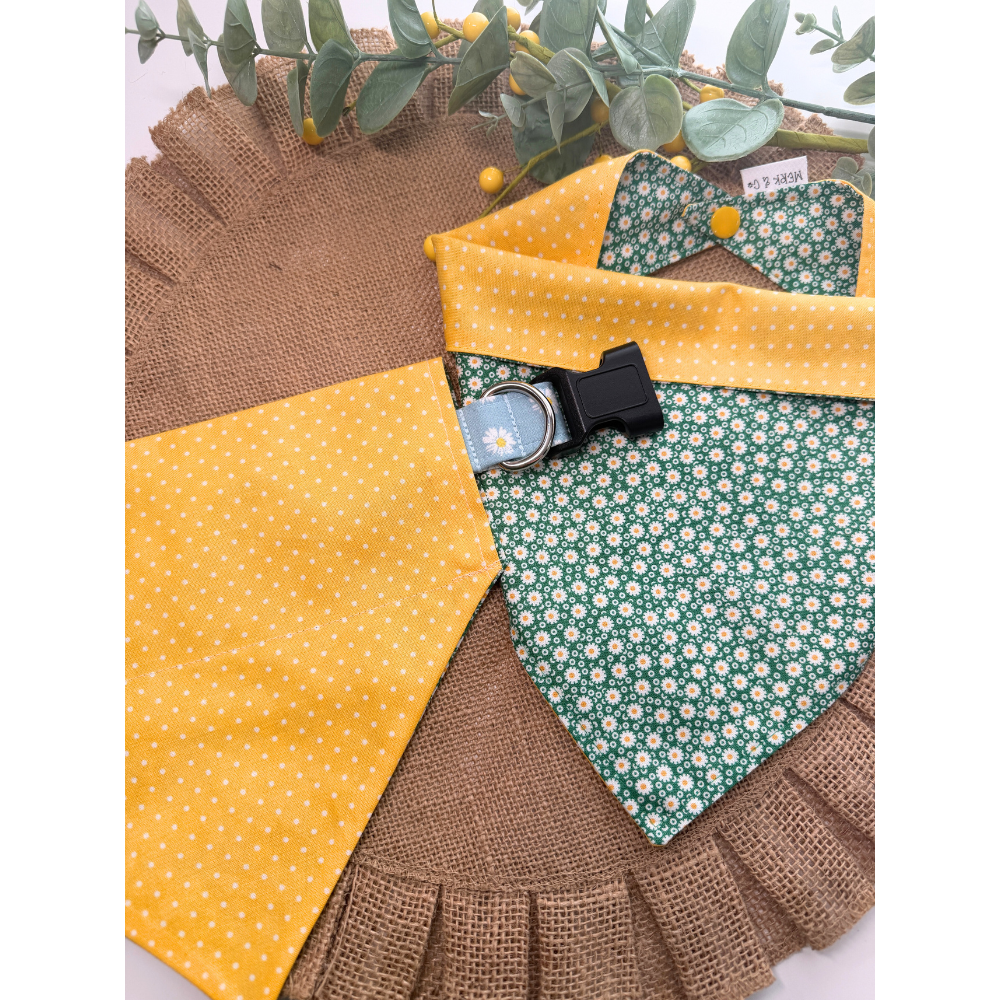 Small Daisy Flowers Reversible Spring Bandana for Pets